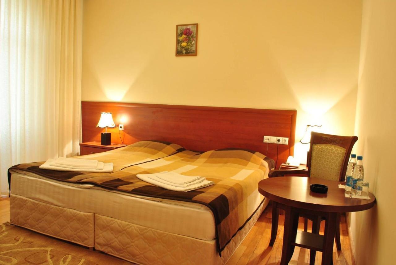 Arpa Hotel Yeghegnadzor Luaran gambar